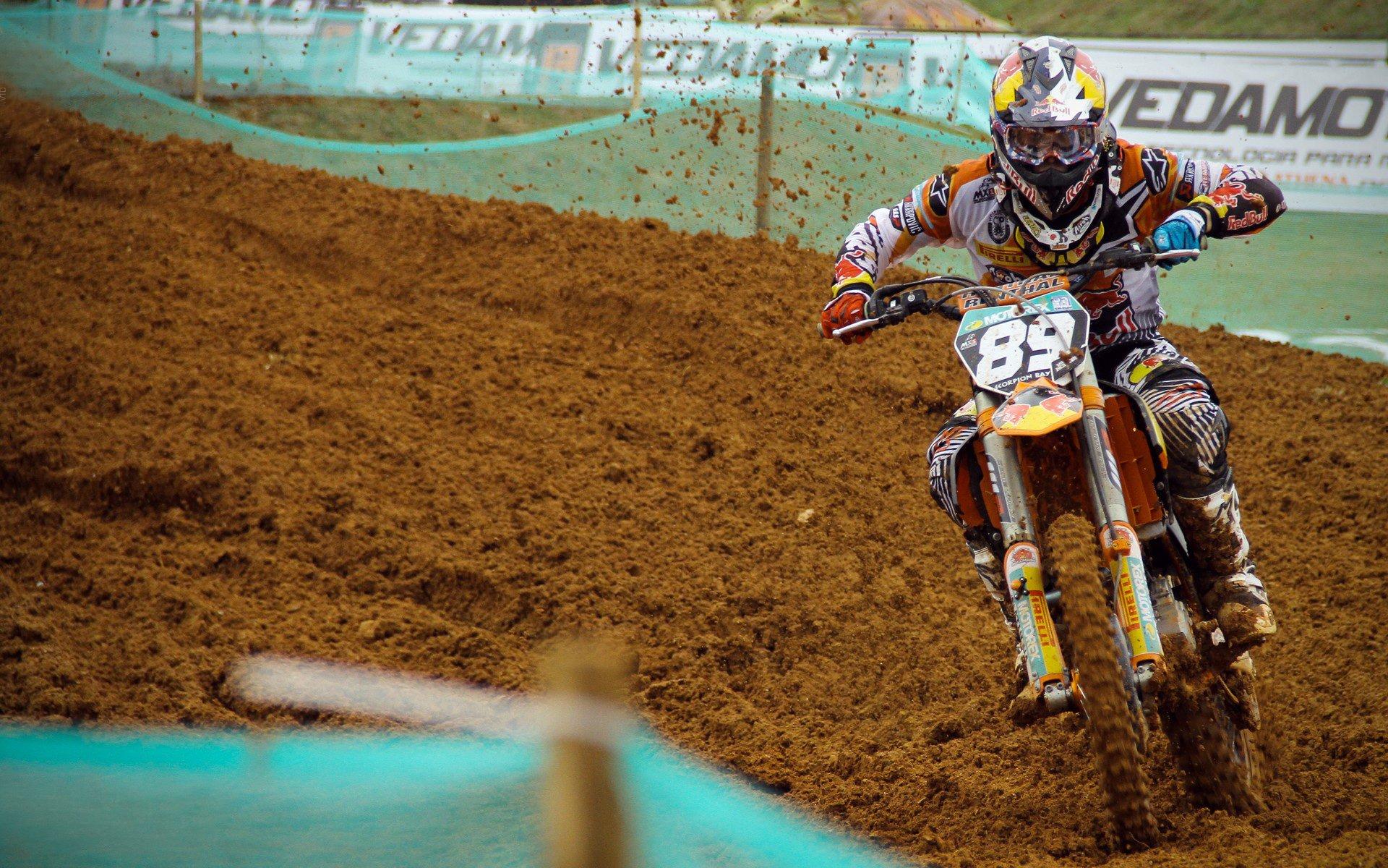 全国羽毛球锦标赛圆满落幕，新锐选手崭露头角_熊猫体育