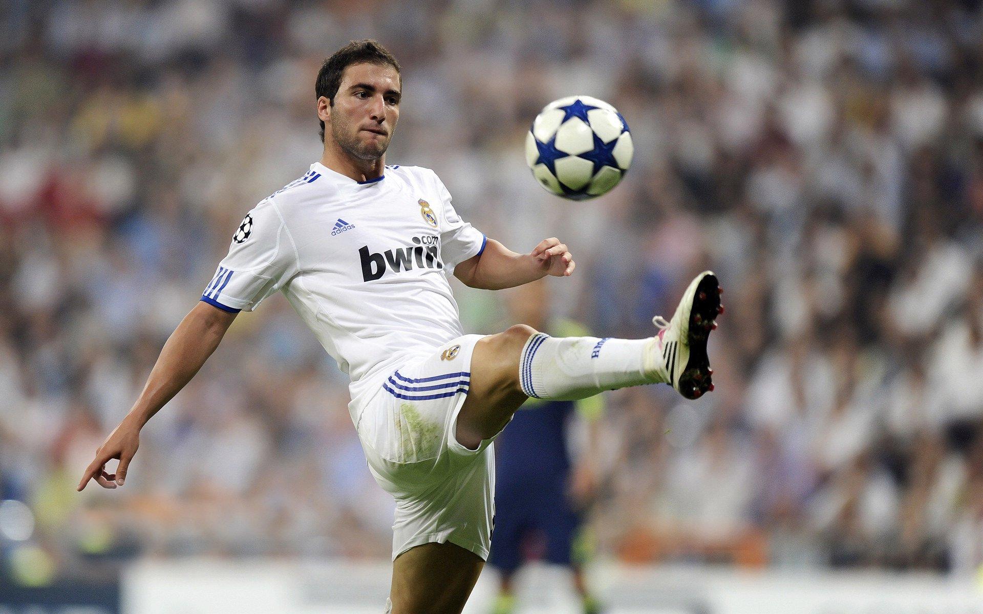 归化球员助力中国足球崛起，未来前景引热议：熊猫体育官网