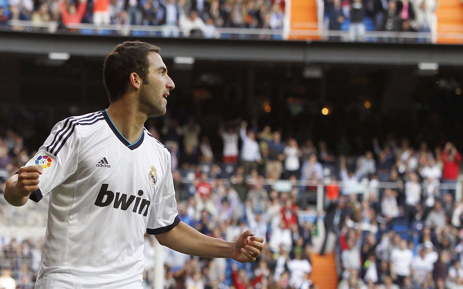 CBA季后赛激战正酣 辽宁本钢力克广东宏远迎开门红-熊猫体育